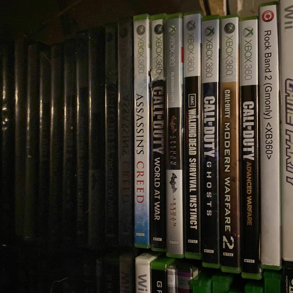 Xbox 360 - Picture 2 of 2